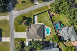 2365 Crescent Rd, Navarre, FL 32566 - Photo 2