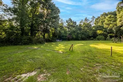 550 Allen Cir, Molino, FL 32577 - Photo 14