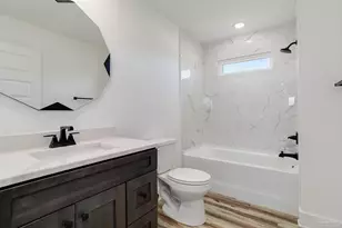 935 Paradise Beach Cir, Pensacola, FL 32506 - Photo 34