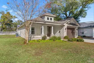 1402 E Fisher St, Pensacola, FL 32503 - Photo 4