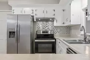 6800 Fabiano St, Pensacola, FL 32506 - Photo 14