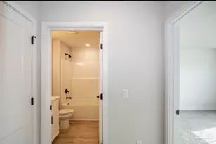 5342 Hidden Pnes Cir, Milton, FL 32583 - Photo 4