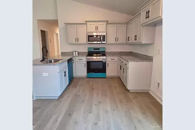 709 Giese Ln #3, Pensacola, FL 32506 - Photo 6