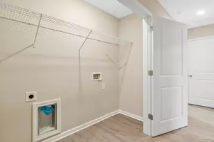 5601 Riviera Dr, Milton, FL 32583 - Photo 14