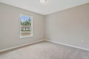 5601 Riviera Dr, Milton, FL 32583 - Photo 18