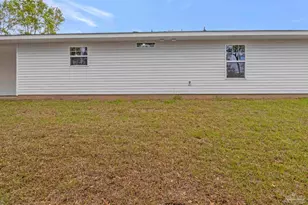 5601 Riviera Dr, Milton, FL 32583 - Photo 36