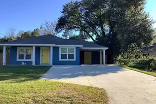 217 E Fisher St, Pensacola, FL 32503 - Photo 1