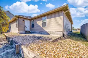 1922 Bright Water Dr, Gulf Breeze, FL 32563 - Photo 28