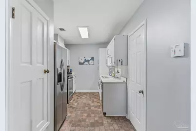 4224 Spanish Trail Pl, Pensacola, FL 32504 - Photo 12