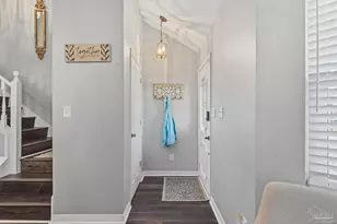 4224 Spanish Trail Pl, Pensacola, FL 32504 - Photo 4