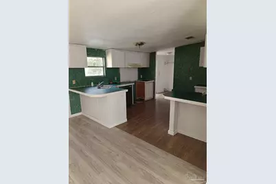 177 Juniper St, McDavid, FL 32568 - Photo 4