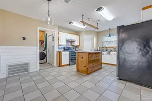 8147 Country Bay Blvd, Navarre, FL 32566 - Photo 4