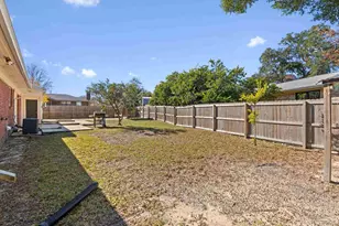 389 Gamarra Rd, Pensacola, FL 32503 - Photo 42