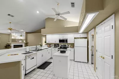 2033 Hamilton Crossing, Cantonment, FL 32533 - Photo 20