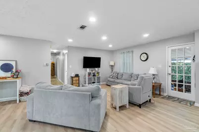 4639 Wabash Ave, Pensacola, FL 32506 - Photo 4