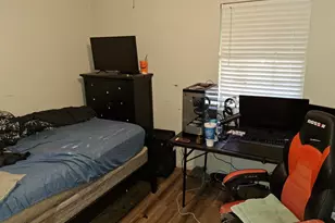 1105 W Strong St, Pensacola, FL 32501 - Photo 8