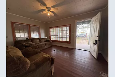 2519 W Desoto St, Pensacola, FL 32505 - Photo 8