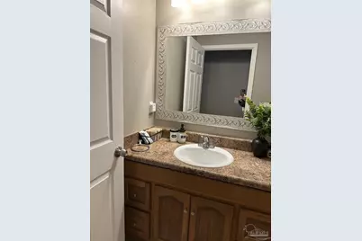 813 N R St, Pensacola, FL 32505 - Photo 12