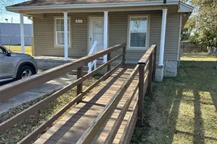 813 N R St, Pensacola, FL 32505 - Photo 2