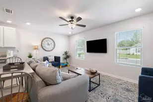 2545 Sutton Pl Dr, Cantonment, FL 32533 - Photo 6