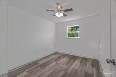 2001 Saddlebrook Dr, Pensacola, FL 32526 - Photo 16