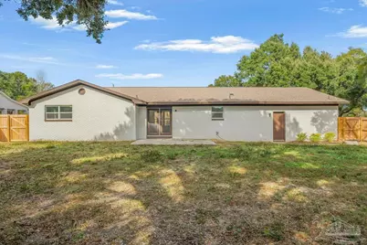 2001 Saddlebrook Dr, Pensacola, FL 32526 - Photo 26