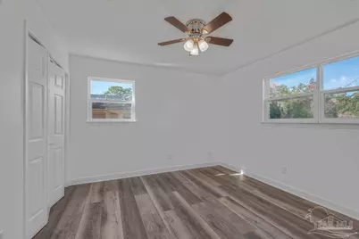 2001 Saddlebrook Dr, Pensacola, FL 32526 - Photo 18