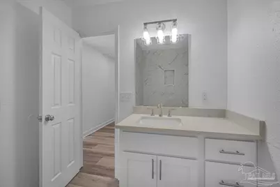 2001 Saddlebrook Dr, Pensacola, FL 32526 - Photo 14