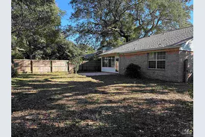 7412 St James Pl, Pensacola, FL 32506 - Photo 16