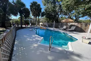 1959 Melissa Oaks Dr, Gulf Breeze, FL 32563 - Photo 38