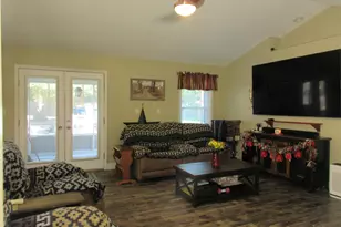 6728 Tyler Dr, Milton, FL 32570 - Photo 10