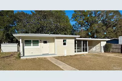 130 Sikes Dr, Crestview, FL 32539 - Photo 1