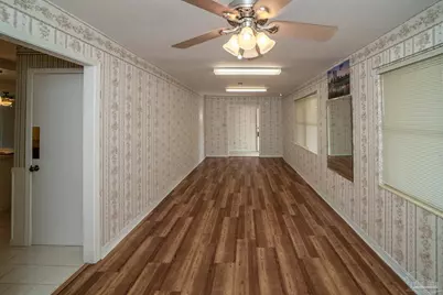 5148 Stevendale Rd, Pensacola, FL 32526 - Photo 8