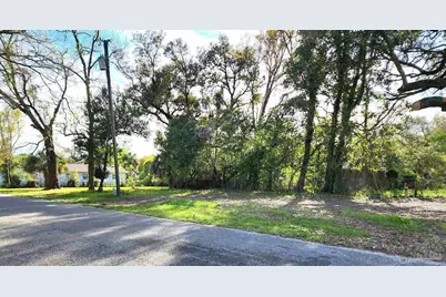 1121 W Scott St, Pensacola, FL 32501 - Photo 2