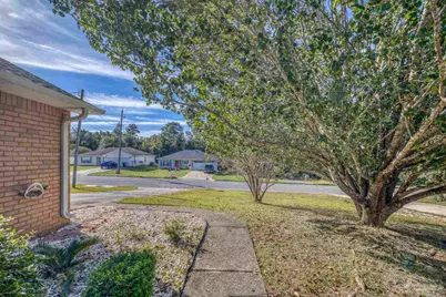 6146 Ashton Woods Cir, Milton, FL 32570 - Photo 44