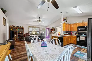 6146 Ashton Woods Cir, Milton, FL 32570 - Photo 12