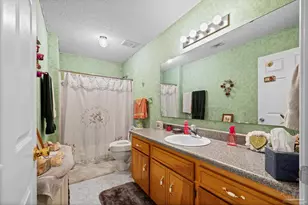 6146 Ashton Woods Cir, Milton, FL 32570 - Photo 24