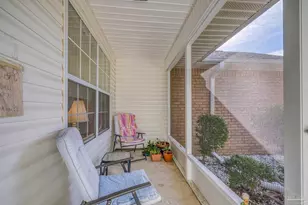 6146 Ashton Woods Cir, Milton, FL 32570 - Photo 4