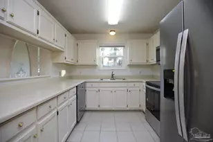 6972 Weatherwood Dr, Pensacola, FL 32506 - Photo 6