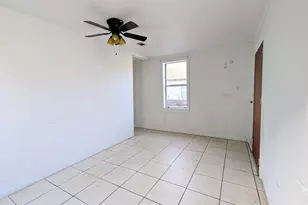 513 N Reus St, Pensacola, FL 32501 - Photo 2