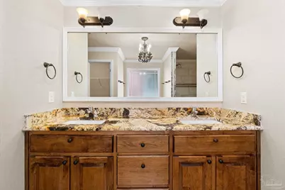 9944 Eleral Dr, Pensacola, FL 32526 - Photo 10