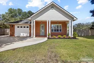 2208 McLeod St, Pensacola, FL 32502 - Photo 2