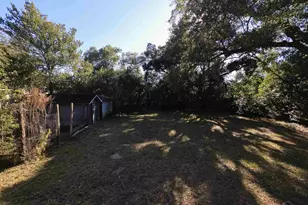 1915 W Wright St, Pensacola, FL 32502 - Photo 4