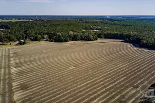 5 Segrest Rd, Pace, FL 32571 - Photo 1