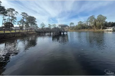 413 S 2nd St, Warrington, FL 32507 - Photo 34