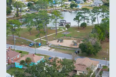 413 S 2nd St, Warrington, FL 32507 - Photo 2