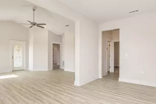 5912 Pelagic Dr, Milton, FL 32583 - Photo 8