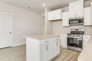 5912 Pelagic Dr, Milton, FL 32583 - Photo 4