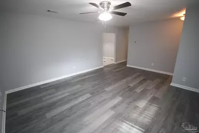 6577 Kennington Cir, Milton, FL 32570 - Photo 8