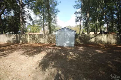 6577 Kennington Cir, Milton, FL 32570 - Photo 52